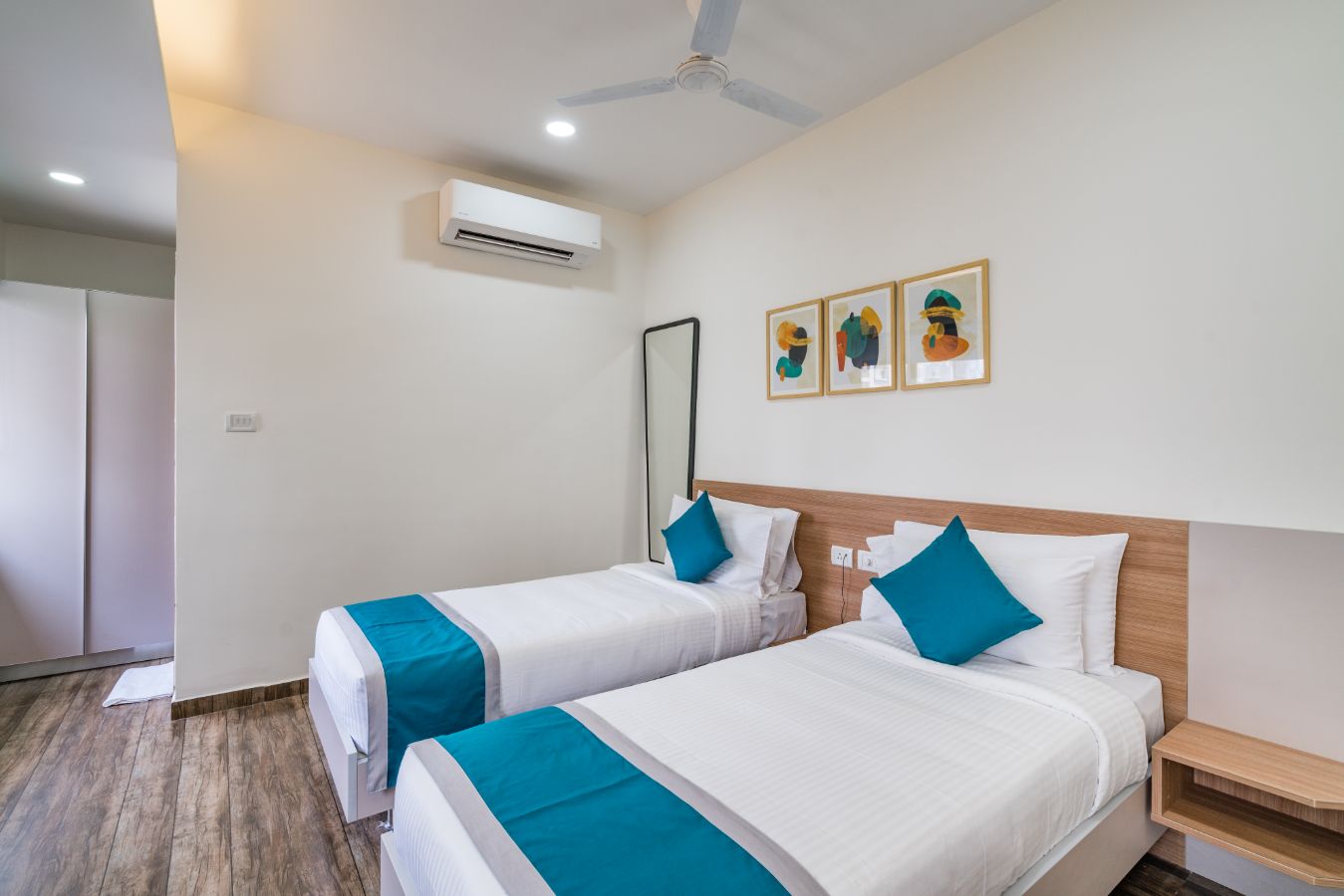SKYLA_Serviced Apartments & Suites_Hitech City_Executive Room_Twin Bed 2.jpg